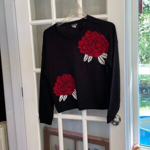 Venus knit sweater, Size M